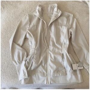 🪞NWT apana brand water resistant zip up side pocket high collar jacket in burch